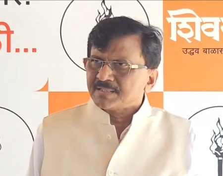 इमरान खान विवाद पर संजय राउत का तंज, कहा-'कलाकारों को देश छोड़ने के लिए कहने वाली सरकार कौन?'
