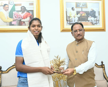 एशियन गेम्स गोल्ड विजेता संजू देवी को मिलेगा 51 लाख का इनाम, सीएम साय ने की घोषणा