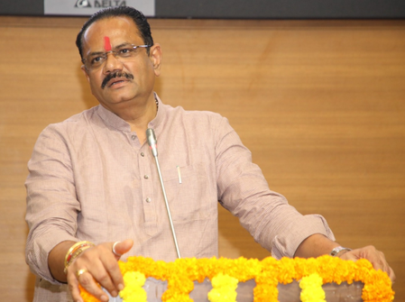 फील्ड ड्यूटी बढ़ने के कारण गुजरात सरकार ने ग्राम सेवकों का यात्रा भत्ता बढ़ाया