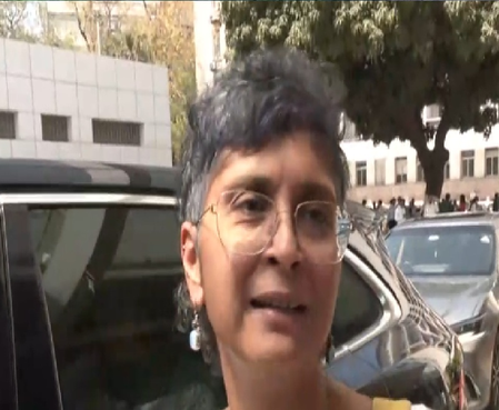 फिल्म निर्माता किरण राव ने सीएम देवेंद्र फडणवीस से की मुलाकात, 'फार्मर कप' पर चर्चा