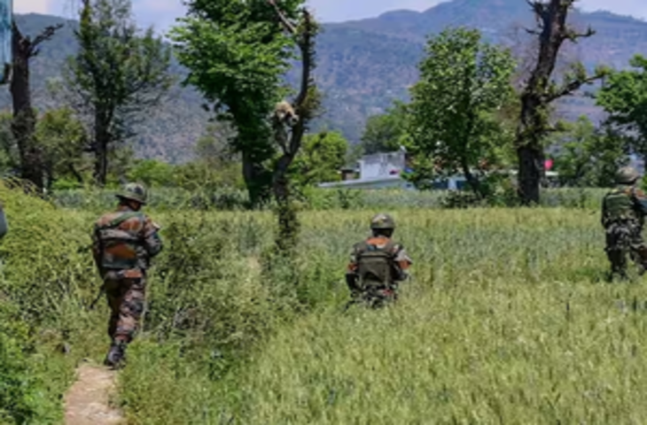 वायुसेना के काफिले पर हमला : जम्मू-कश्मीर के पुंछ में आतंकवादियों को तलाशने के अभियान के दौरान कई लोग हिरासत में लिए गए (लीड-1)