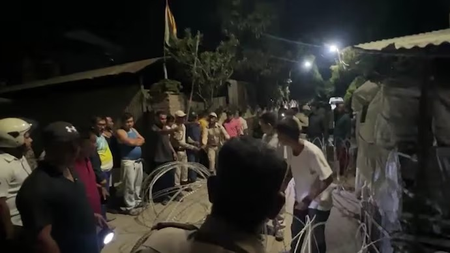 'चुने हुए प्रतिनिधि के खिलाफ हिंसा बर्दाश्त नहीं': कांग्रेस नेता के घर पर हमले की सीएम ने की निंदा
