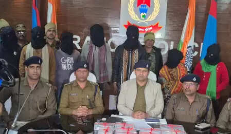 रांची पुलिस ने ब्राउन शुगर नेटवर्क चला रहे गिरोह का किया खुलासा, सात आरोपी गिरफ्तार