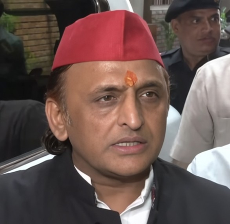 ‘कार्रवाई होनी चाहिए’, आईपीएस अजय पाल शर्मा के वायरल वीडियो पर अखिलेश यादव