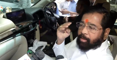 एकनाथ शिंदे ने कैप्टन स्मित मच्छार की तारीफ की, उनकी बहादुरी को पूरी दुनिया में एक दुर्लभ कारनामा बताया