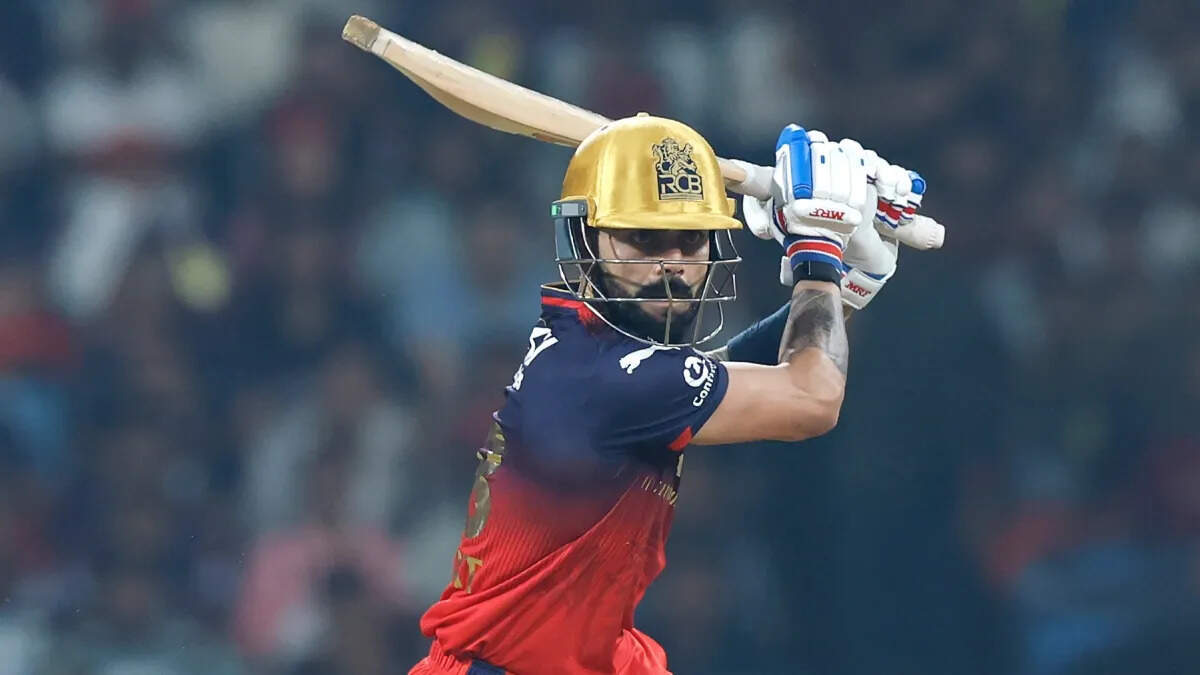 विराट कोहली ने T20 क्रिकेट में रचा इतिहास, ऐसा करिश्मा करने वाले बने पहले बल्लेबाज