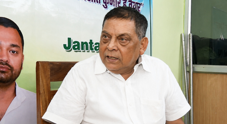 'गोलीबारी का दावा करने वाले ही अब सवालों के घेरे में', खान सर विवाद पर बोले जेडीयू प्रवक्ता नीरज कुमार