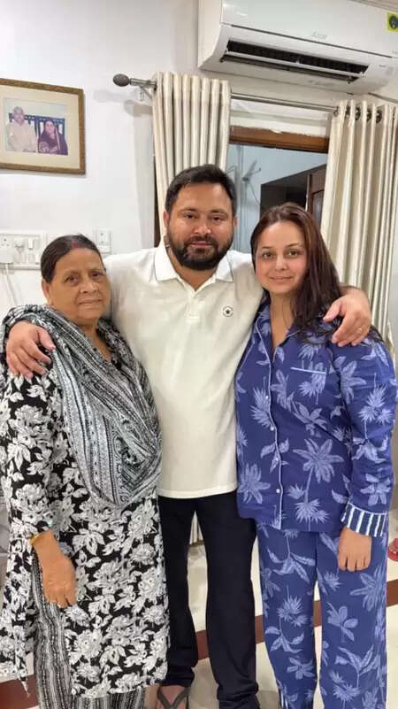 'घर नहीं संभला तो बिहार कैसे संभालते', एनडीए नेताओं ने तेजस्वी यादव पर साधा निशाना