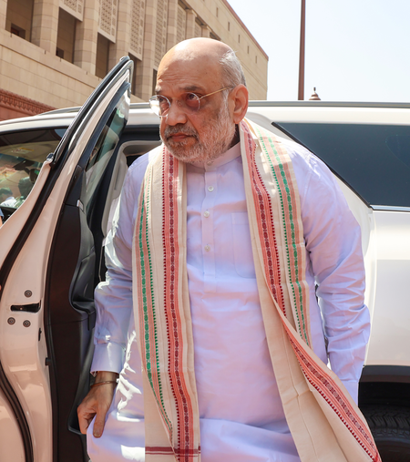 गृह मंत्री ने तीन महीने में 73 ड्रग्स अपराधियों को सजा दिलाने के लिए एनसीबी की सराहना की