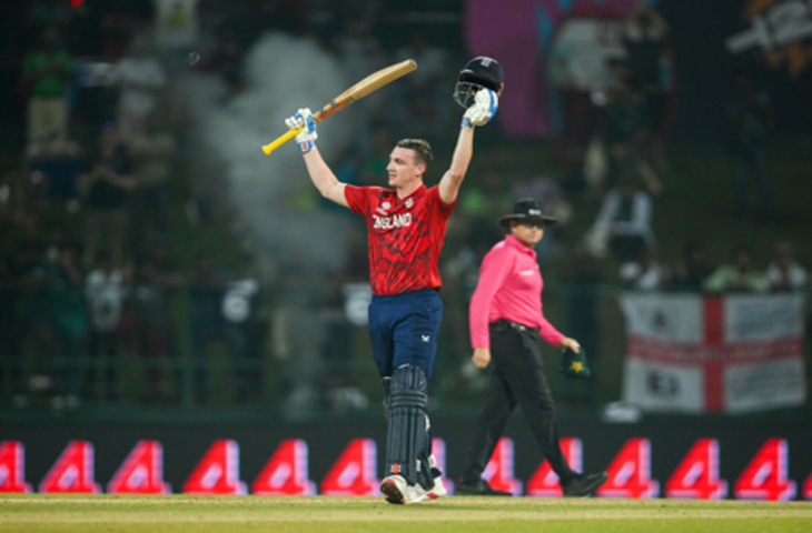 हैरी ब्रूक ने रचा इतिहास, टी20 वर्ल्ड कप में शतक लगाने वाले बने पहले कप्तान