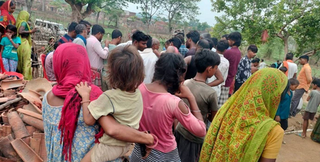 पलामू में दो बेटियों को फेंकने के बाद महिला ने कुएं में लगाई छलांग, बच्चियों की मौत