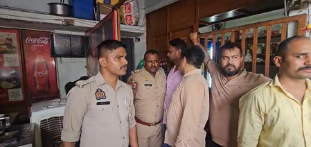 लखनऊ: गोमतीनगर में बैंक के बाहर शख्स ने पत्नी को मारी गोली, घर लौटकर बहन की हत्या, फिर किया सुसाइड