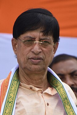 फ्रीज बैंक खातों के मामले में ईडी ने ममता बनर्जी के नेतृत्व वाले तृणमूल गुट के कोषाध्यक्ष को समन भेजा