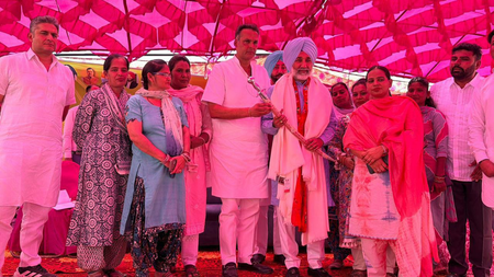 ग्रामीण अर्थव्यवस्था को बेहतर बनाने 324 लाख लखपति दीदियां अहम भूमिका निभा रही हैं: सतनाम सिंह संधू