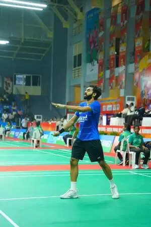 सीनियर नेशनल बैडमिंटन: विमेंस सिंगल्स में सूर्या करिश्मा चैंपियन, मेंस में ऋत्विक संजीव ने मारी बाजी