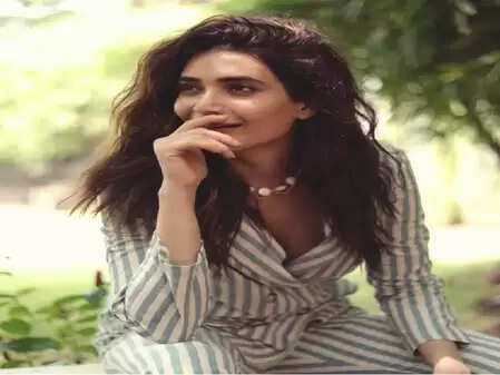 लंबी हाइट की वजह से मिला रिजेक्शन, फिल्म हिट होने के बाद भी डिप्रेशन का शिकार हो गई थीं करिश्मा तन्ना