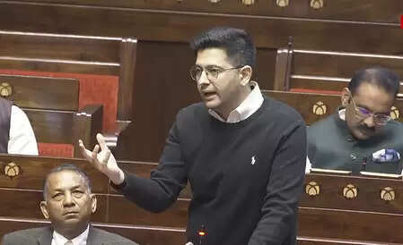 राज्यसभा में डिजिटल क्रिएटर्स की आवाज बने राघव चड्ढा, कॉपीराइट कानून में बदलाव की उठाई मांग