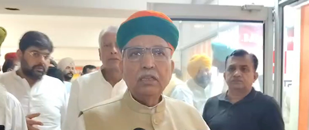 ​'राहुल गांधी का बयान झूठ का पुलिंदा', चुनाव आयोग के खिलाफ कांग्रेस के आरोपों पर अर्जुन राम मेघवाल का पलटवार
