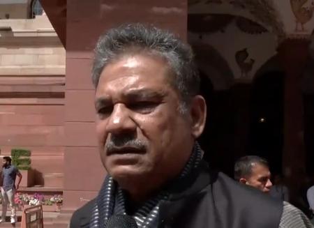 ममता बनर्जी की 'हत्या की आशंका' पर विपक्ष सांसदों ने कहा-बिना इनपुट कोई इतनी बड़ी बात नहीं बोलता