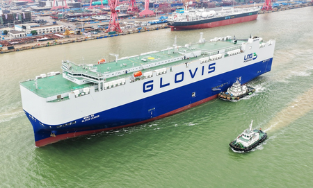 10,000 से अधिक वाहन ले जाने में सक्षम जहाज ने समुद्री परीक्षण शुरू किया