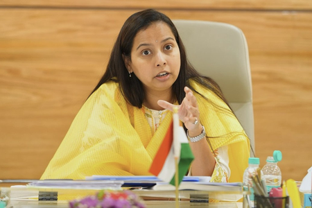 'लड़की बहन योजना' के तहत किसी भी लाभार्थी का आवेदन खारिज नहीं: मंत्री अदिति तटकरे