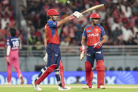 आईपीएल: पारी के अंतिम 2 ओवरों में आग उगलता है स्टोइनिस का बल्ला, 179 गेंदों में जड़ चुके 458 रन