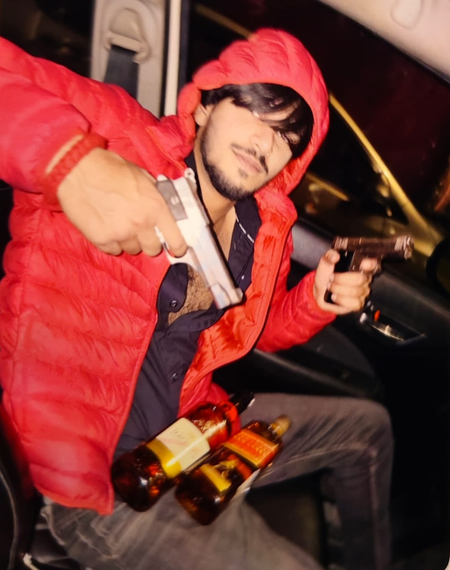 दिल्ली: कुख्यात सोनू दरियापुर गैंग का वांछित बदमाश आर्यन गिरफ्तार, पिस्टल-कारतूस बरामद