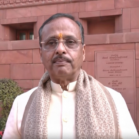 विपक्ष के लोग जनता को 'वोट चोरी' के नाम पर गुमराह कर रहे : दिनेश शर्मा