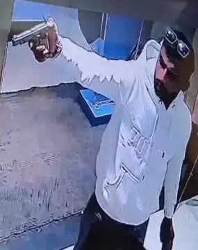 बोकारो में टास्क फोर्स के नाम पर तनिष्क शोरूम में डकैती की कोशिश नाकाम