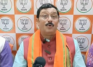 पश्चिम बंगाल: राज्यसभा उम्मीदवार के रूप में नामित पर बोले राहुल सिन्हा, पार्टी की नजर सब पर है