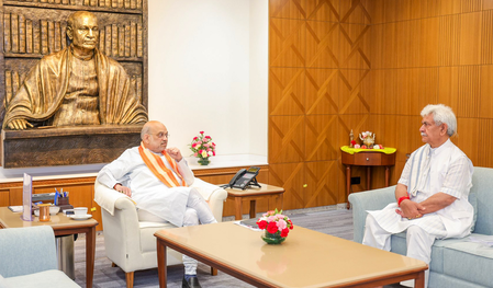 जम्मू-कश्मीर के उपराज्यपाल सहित कई राज्यों के मुख्यमंत्रियों ने दी अमित शाह को जन्मदिन की शुभकामनाएं
