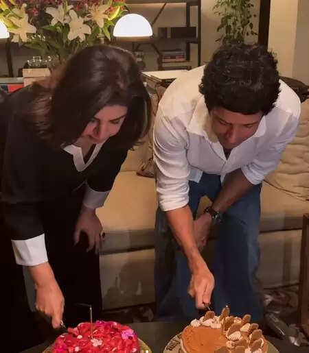 फराह और फरहान ने एक साथ सेलिब्रेट किया अपना जन्मदिन, जोया अख्तर ने पोस्ट किया वीडियो