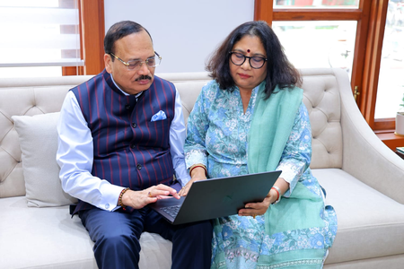 सीजेआई सूर्यकांत ने 'जनगणना 2027' के लिए 'स्वयं-गणना' प्रक्रिया में हिस्सा लिया