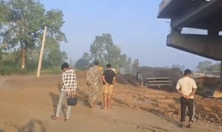 झारखंड के कुड़ू में कन्स्ट्रक्शन साइट पर रंगदारी मांगने पहुंचे अपराधियों के साथ पुलिस की मुठभेड़, कोई हताहत नहीं
