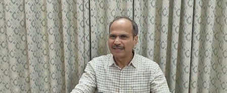 टीएमसी के बागी सांसदों की सदस्यता खारिज हो, इस्तीफा देकर फिर चुनाव लड़ें : अधीर रंजन