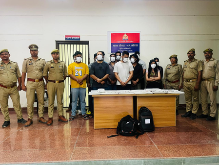 नोएडा: विदेशी नागरिकों से करोड़ों रुपए की ठगी करने वाले 13 साइबर अपराधी गिरफ्तार