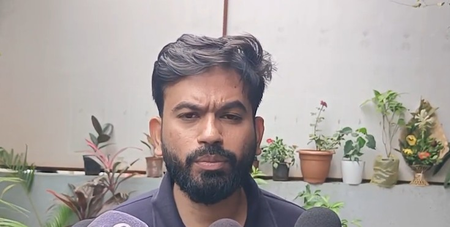 हमारा काम झारखंड के छात्रों को मजबूत करना है, चेहरा चमकाना नहीं : अभिजीत दिपके