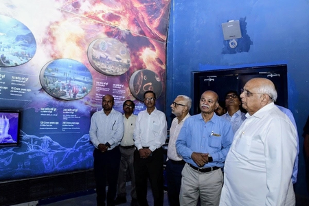 मुख्यमंत्री भूपेंद्र पटेल ने लोथल में निर्माणाधीन राष्ट्रीय समुद्री विरासत परिसर का किया दौरा