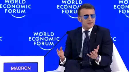 अमेरिकी टैरिफ धमकियों पर जवाब देने के बारे में सोचना भी 'पागलपन': मैक्रों