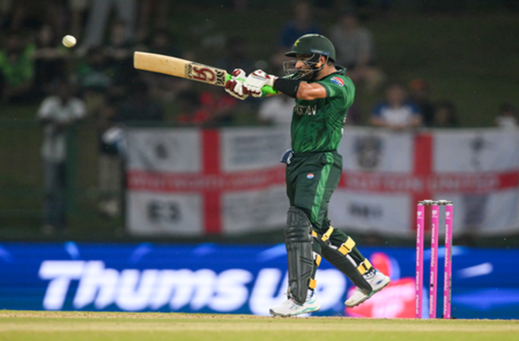 टी20 वर्ल्ड कप: पाकिस्तान के नए 'सिक्सर किंग' बने साहिबजादा फरहान, दर्ज हुआ बड़ा रिकॉर्ड