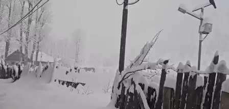 पुंछ में खराब मौसम को लेकर पुलिस सतर्क, 24×7 हेल्पलाइन नंबर जारी