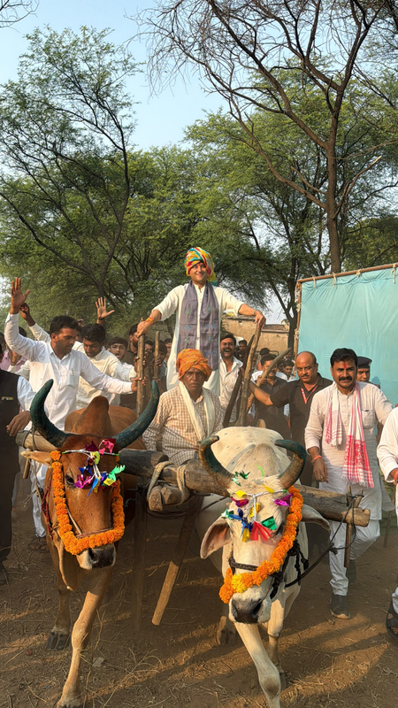 केंद्र व राज्य सरकार की योजनाओं से गांव हो रहे सशक्त: ज्योतिरादित्य सिंधिया