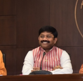 यूपी सरकार ने उद्योगों को दी बड़ी राहत, दो कंपनियों को 2.70 करोड़ की टैक्स प्रतिपूर्ति मंजूर