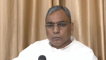 सीईसी के खिलाफ विपक्ष के विरोध पर ओपी राजभर का निशाना, बोले-योगी फिर मुख्यमंत्री बनेंगे