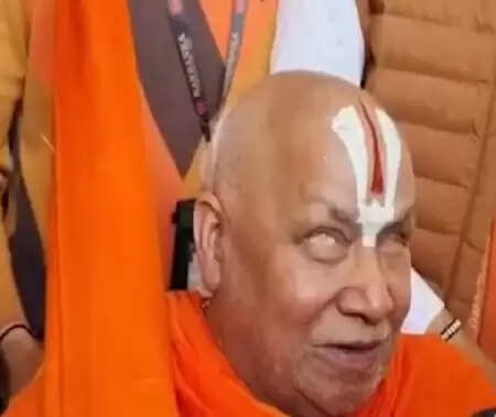 अविमुक्तेश्वरानंद मामले पर जगद्गुरु रामभद्राचार्य का बयान, 'उन्होंने स्वयं अन्याय किया'