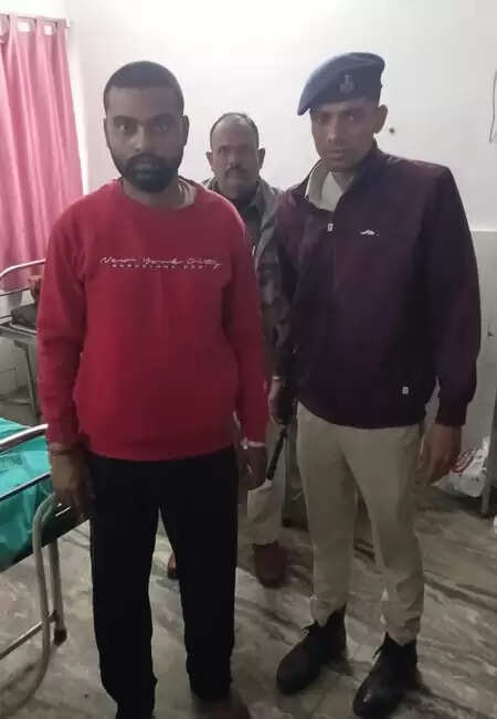 बिहार: बेगूसराय में पुलिस मुठभेड़ में वांछित अपराधी घायल