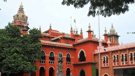 मद्रास हाई कोर्ट का बड़ा फैसला, इस्तीफा देने वाले विधायकों को उपचुनाव लड़ने से रोकने की याचिका खारिज