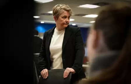 ब्रिटेन ने नाटो से आर्कटिक में सुरक्षा मजबूत करने का आह्वान किया