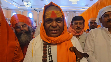बाबा रामदेव के बयान को संतों का समर्थन, बोले- भारत के मुसलमानों के पूर्वज हिंदू थे
