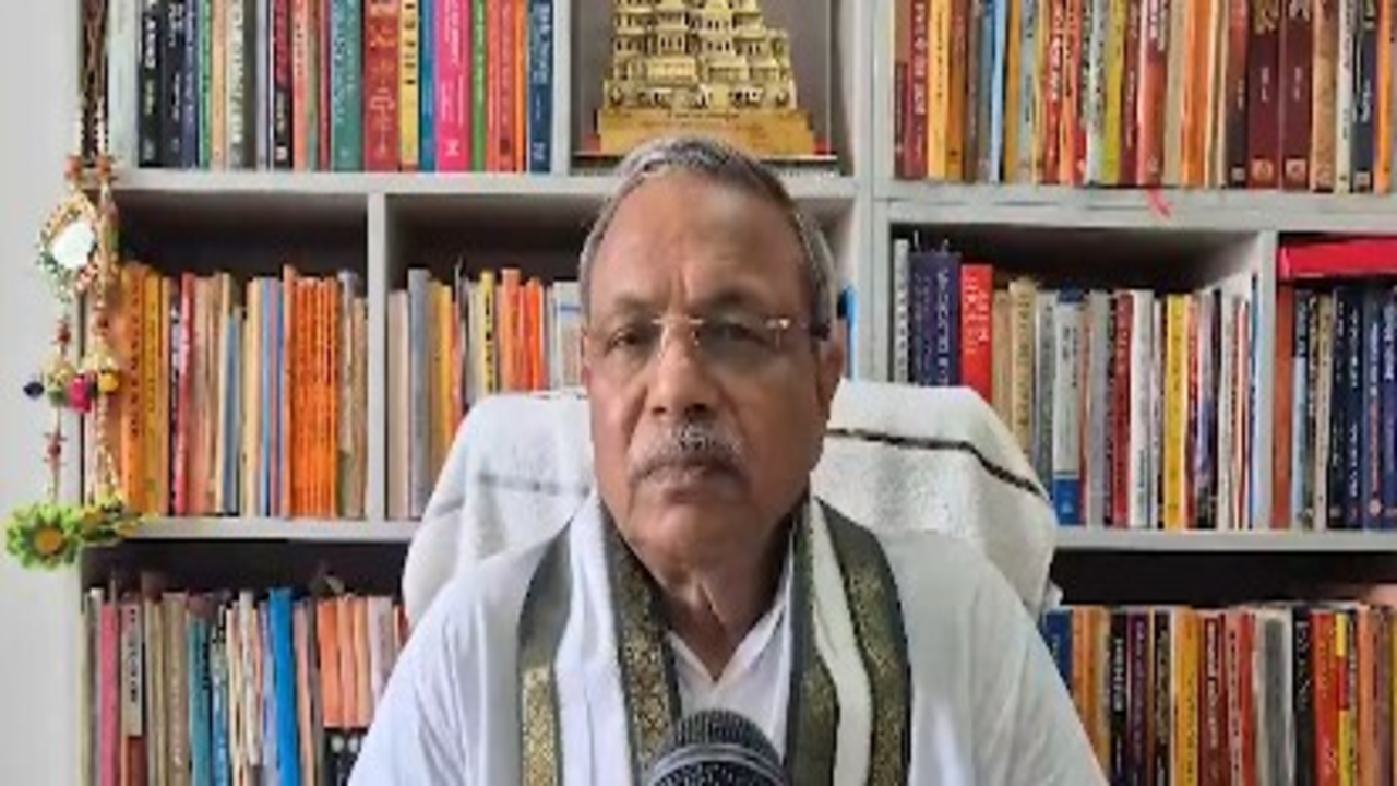 दिग्विजय सिंह पर वीएचपी का पलटवार, सुरेंद्र जैन बोले- राम मंदिर और सनातन पर प्रहार बर्दाश्त नहीं